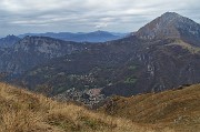 68 Dalla cresta del Due Mani vista su Ballabio-PIan dei Resinelli-Grignettta